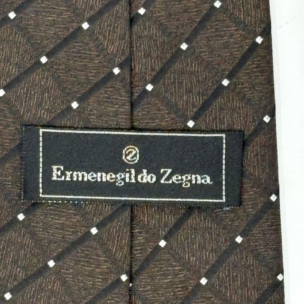 Ermenegildo Zegna Men's Brown Silk‎ Tie Geometric Dot Pattern